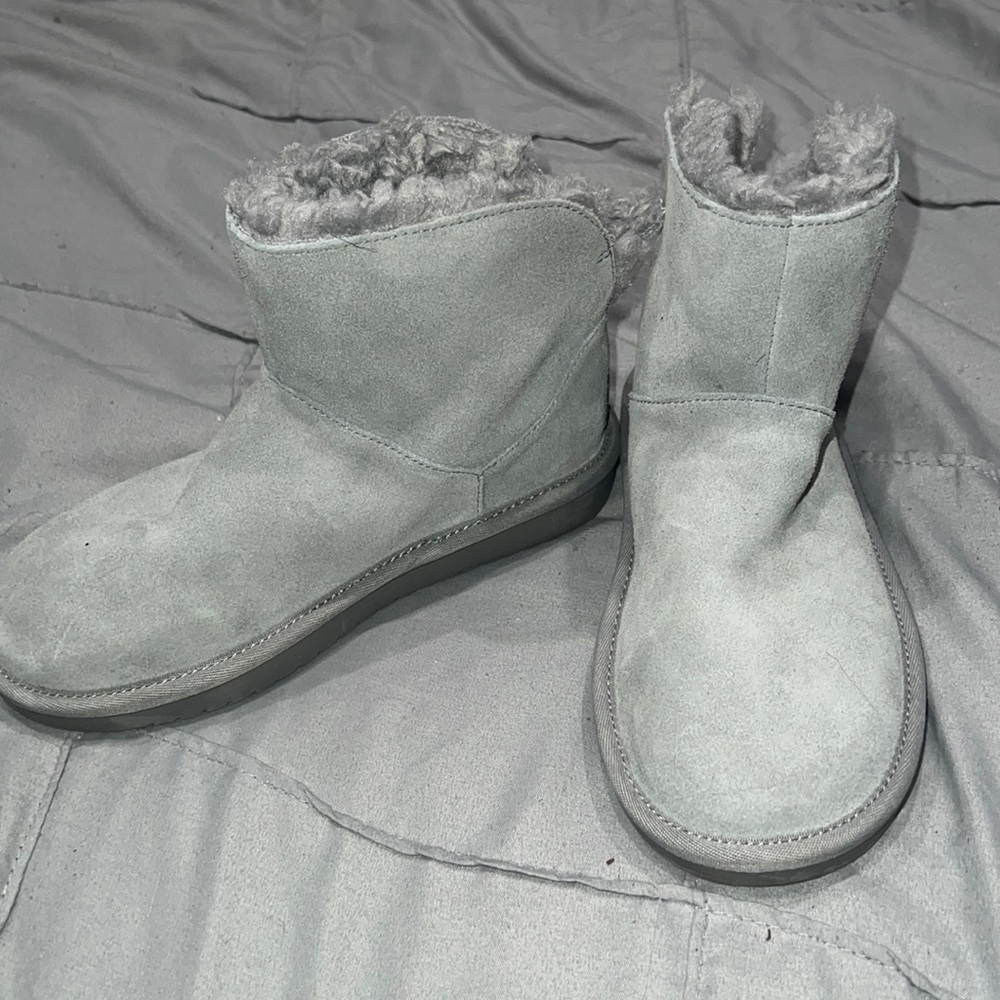 Girls size 13 Koolaburra boots